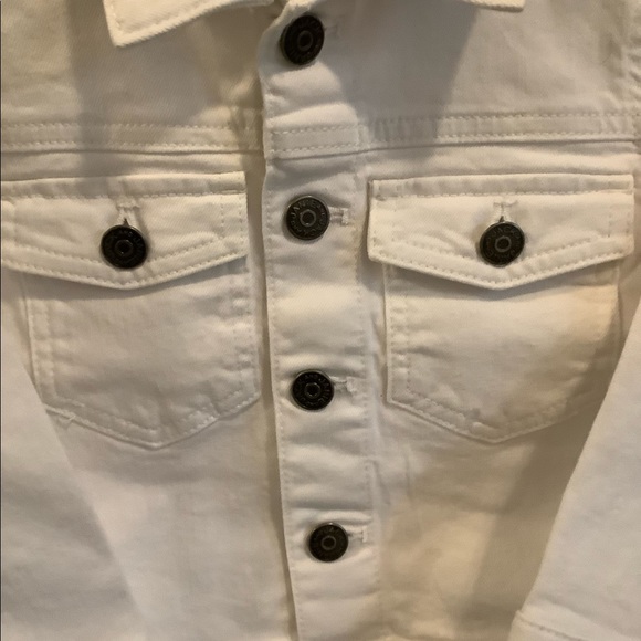Janie and Jack NWT white denim jacket - Picture 4 of 9